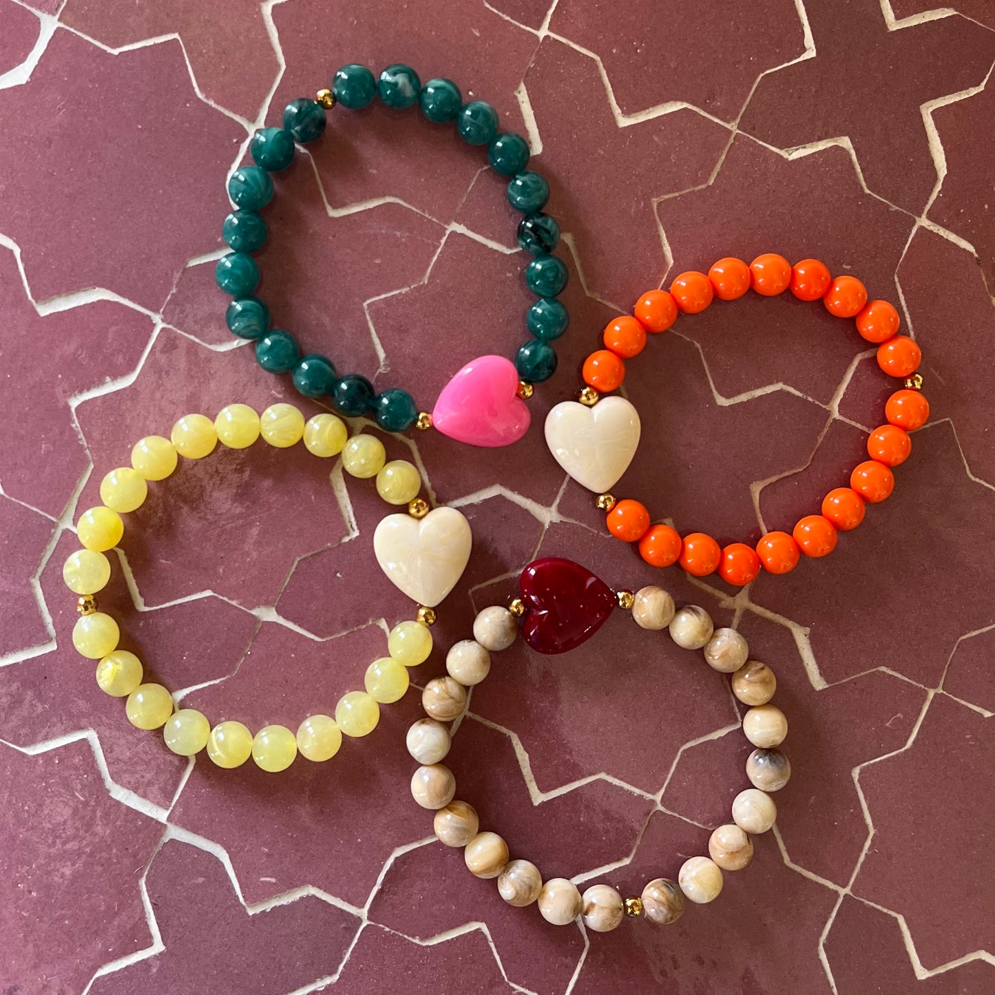 BRACELET PETIT COEUR - JAUNE/CRÈME