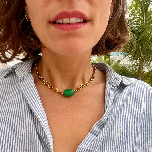 COLLIER GREEN LIGHT