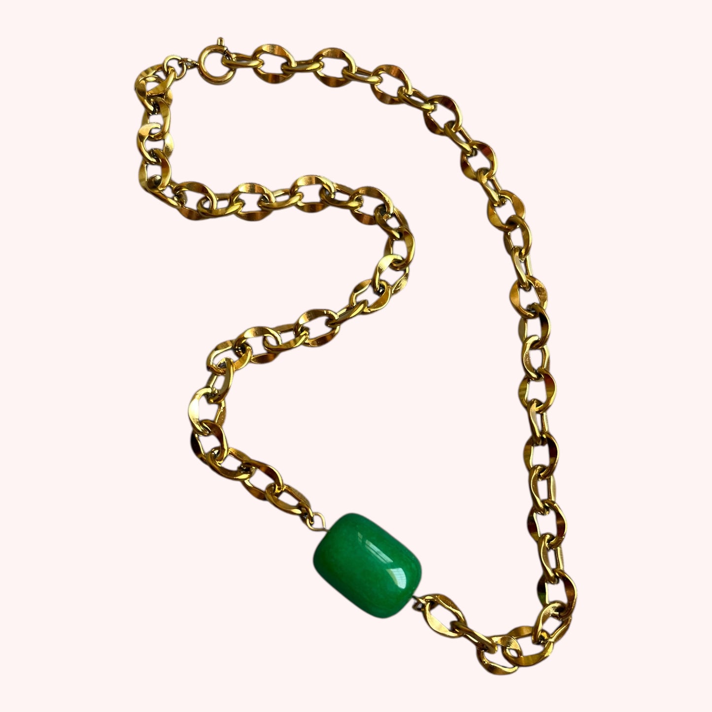 COLLIER GREEN LIGHT