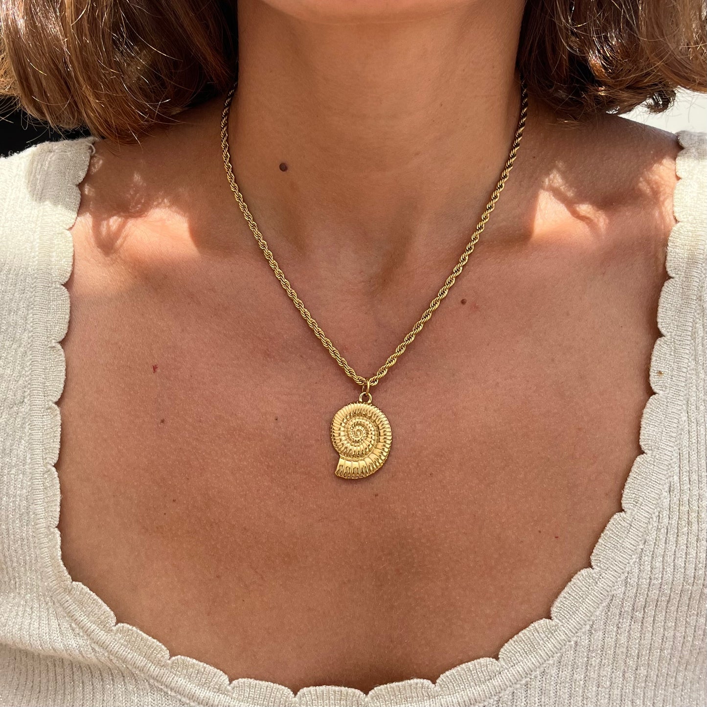 PENDENTIF COQUILLAGE - LARGE