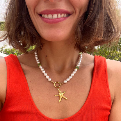 COLLIER SUR LA PLAGE