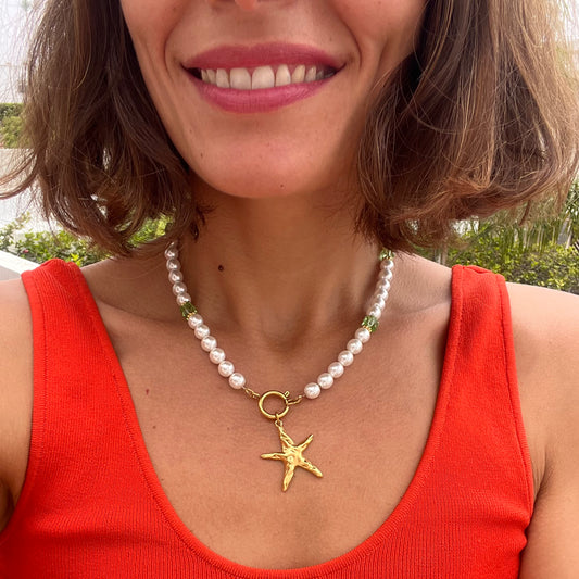 COLLIER SUR LA PLAGE