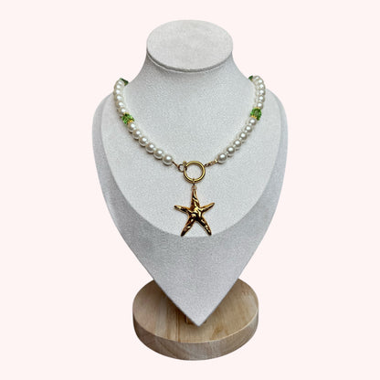 COLLIER SUR LA PLAGE