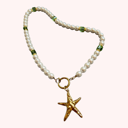 COLLIER SUR LA PLAGE